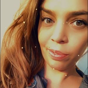 Meet your Posher, Jacquelyn